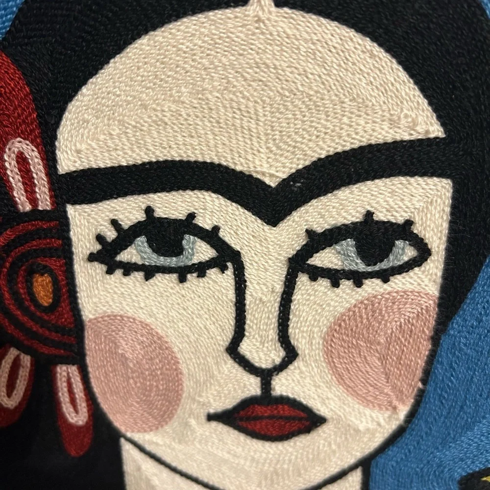 Colorful Frida BP Home Woven Floral Design